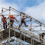 So Sánh Sự Khác Nhau Giữa Cây Chống Tăng Và Giàn Giáo
