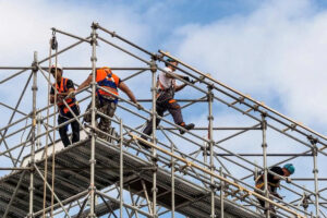 So Sánh Sự Khác Nhau Giữa Cây Chống Tăng Và Giàn Giáo